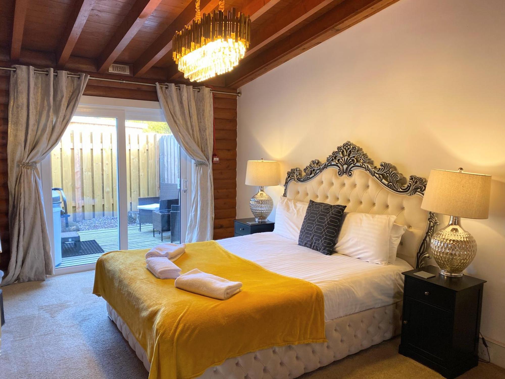 Villa Kaoglen-Spruce-Hot Tub-Forrest Setting-Pet Friendly Balnald Exterior foto